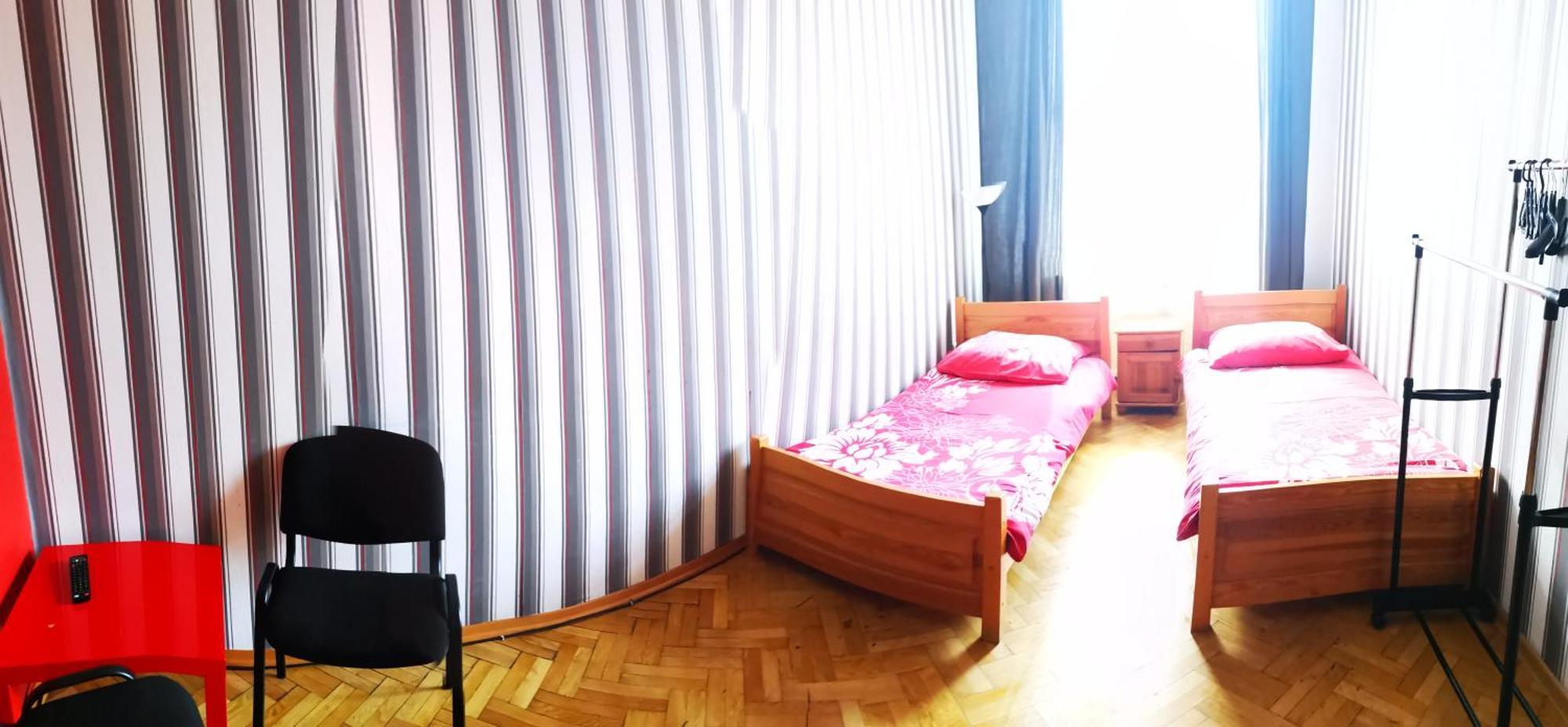 Hostel 4You Bielsko-Biała Ngoại thất bức ảnh