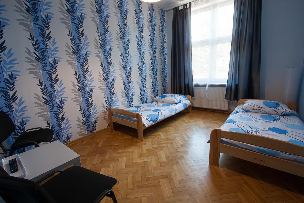 Hostel 4You Bielsko-Biała Phòng bức ảnh